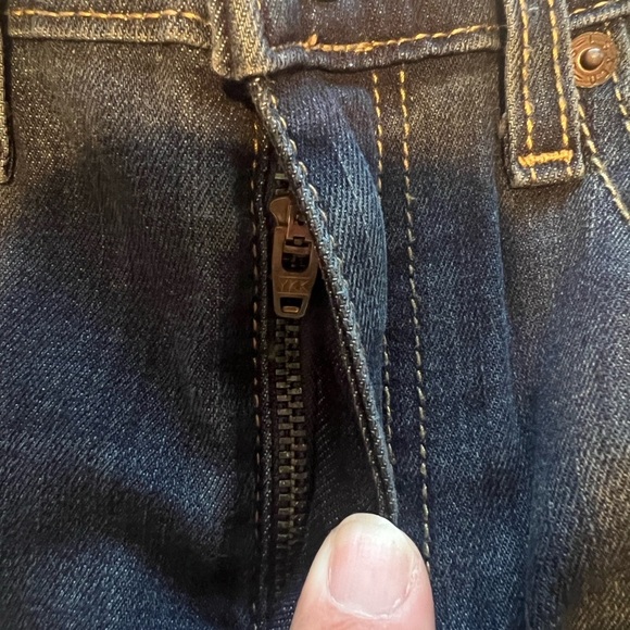 NWT Women's Denizen from Levi's Dark Blue Straight Jeans Size 14R Skinny (G3) - Picture 5 of 9